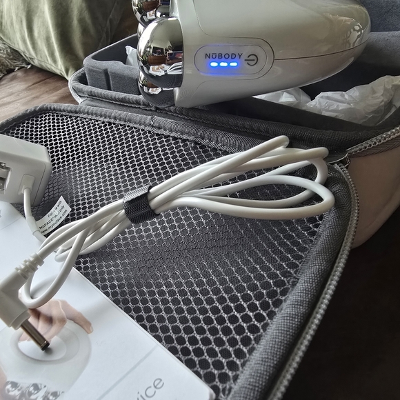 NuFace NuBODY Toning Device in White and Silver - Picture 2 of 4